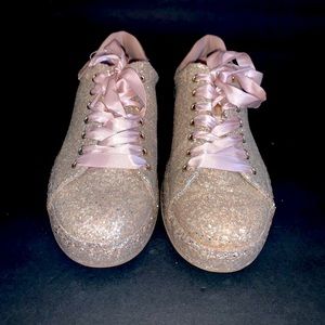 Women’s glitter sneakers